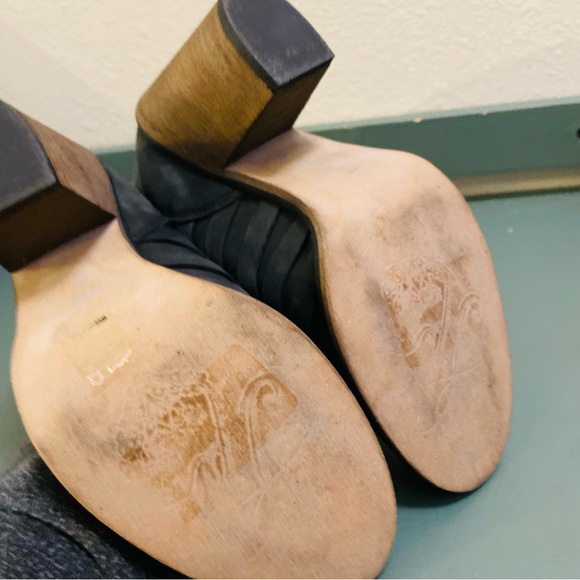 Free People Hybrid Strappy Nubuck Leather Ankle Booties Boots Heeled Black 39 - Picture 7 of 10